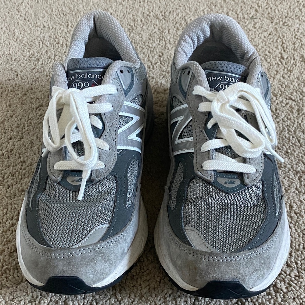 New Balance 990v6